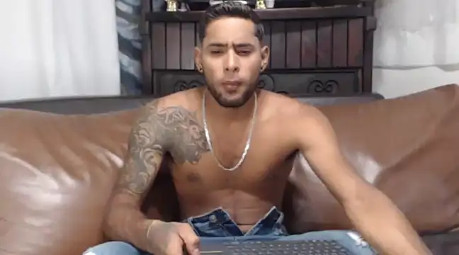 Damianmore01 online show from January 21, 4:21 am