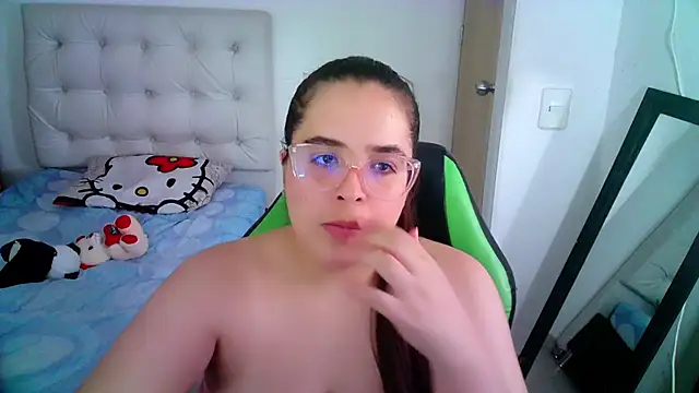  alicia z online show from December 20, 6:45 pm