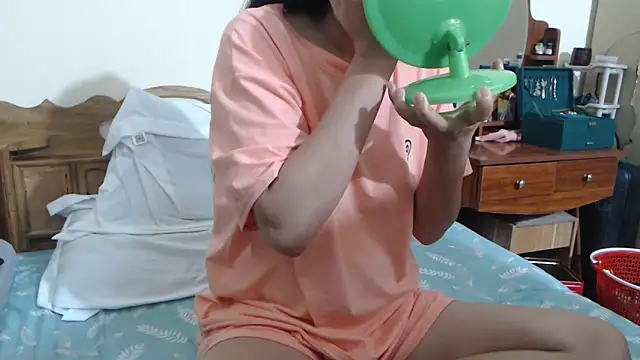 Snapshot of Beauty_Asian_Tina chatting on September 20, 8:54 pm Beauty Asian Tina online show from September 20, 8:54 pm