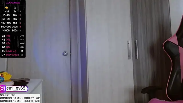 emilyn grey1 online show from October 1, 3:40 pm