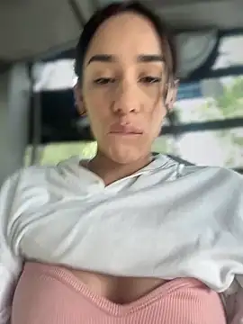   IRIS   online show from January 4, 6:09 pm