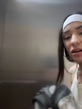   IRIS   online show from March 19, 5:50 pm