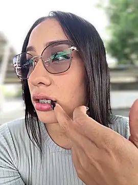   IRIS   online show from October 4, 8:18 pm