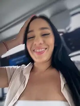 Snapshot of __IRIS__ chatting on March 2, 6:04 pm IRIS online show from March 2, 6:04 pm