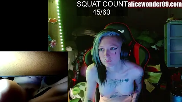 alicewonder09 online show from February 19, 8:44 am