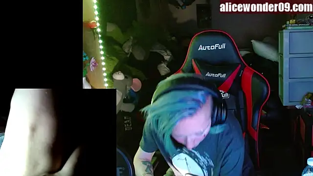 alicewonder09 online show from February 26, 4:58 am