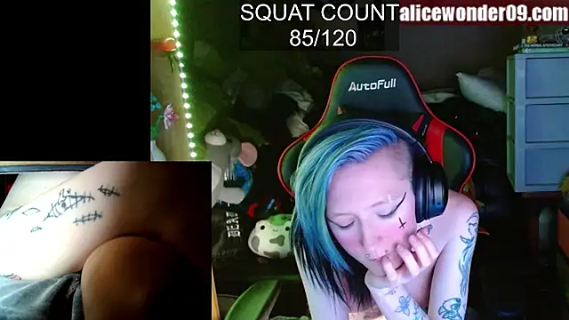 alicewonder09 online show from February 26, 8:04 am