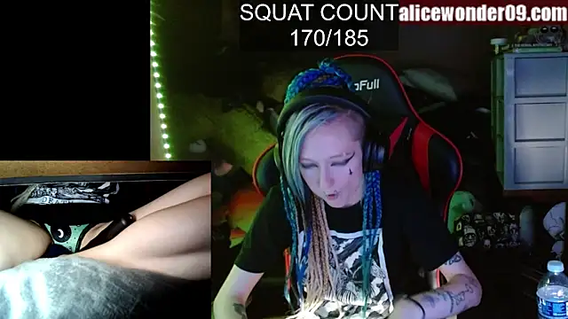 alicewonder09 online show from March 8, 3:50 am