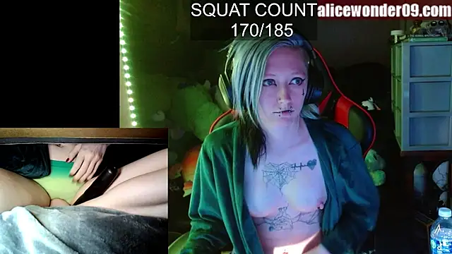 alicewonder09 online show from March 9, 6:06 am