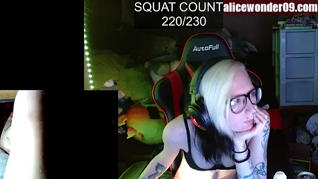 alicewonder09 online show from March 15, 4:35 am