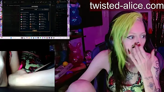 alicewonder09 online show from April 2, 3:15 am