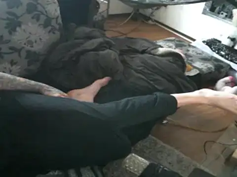 Snapshot of SpicyJoint chatting on March 21, 3:57 pm SpicyJoint online show from March 21, 3:57 pm