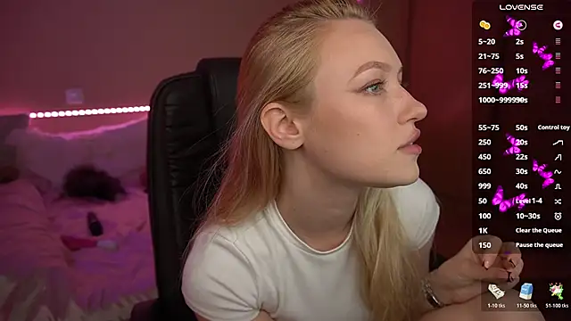AmandaFiree online show from May 23, 9:08 pm
