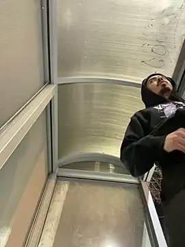 Bbyboyivan online show from December 15, 5:45 am