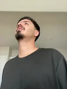 Bbyboyivan online show from December 29, 9:09 pm