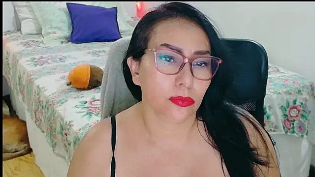 hottplay online show from March 23, 6:34 pm