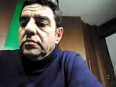 FernandoReuterG online show from February 7, 11:30 pm