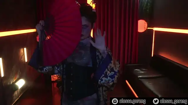 Snapshot of alessa_goreng chatting on December 10, 4:13 am alessa goreng online show from December 10, 4:13 am
