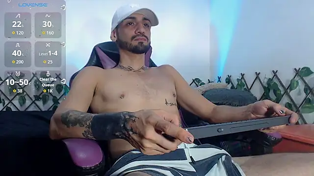 Snapshot of JACKMARCKOS chatting on March 29, 6:52 pm JACKMARCKOS online show from March 29, 6:52 pm