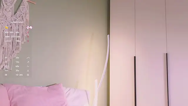 Rinas secret online show from October 31, 9:54 am