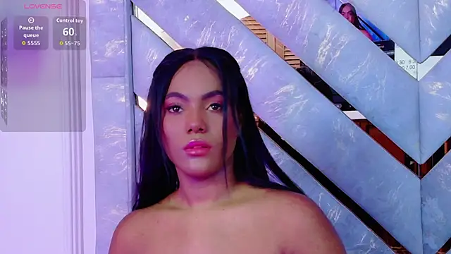Sara Boom online show from May 7, 7:30 pm