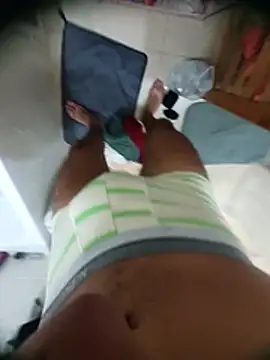 Snapshot of lilou_ chatting on February 4, 5:41 pm lilou online show from February 4, 5:41 pm