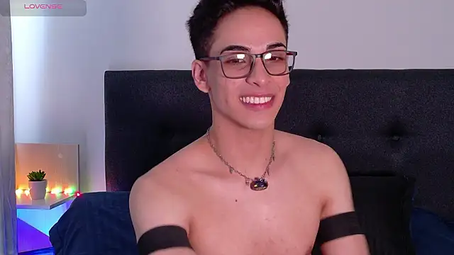 aodaboyyy online show from February 9, 3:16 pm