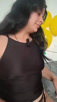 ZaraHoney online show from October 2, 3:30 pm