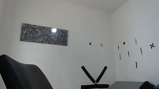 stripnolimits online show from March 6, 8:16 pm