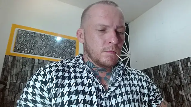 stripnolimits online show from May 15, 9:55 pm