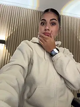 Sarasanders 4 online show from November 25, 2:55 am