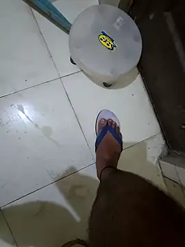 thebrownboi01 online show from March 17, 11:54 pm