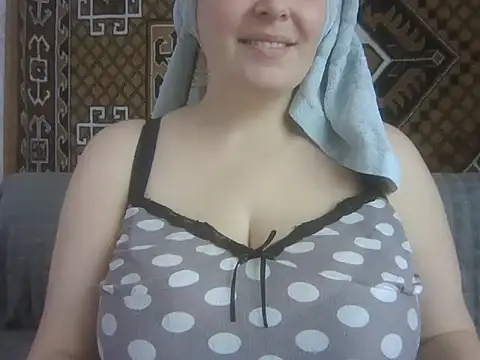 Diana Britt online show from February 18, 9:27 am