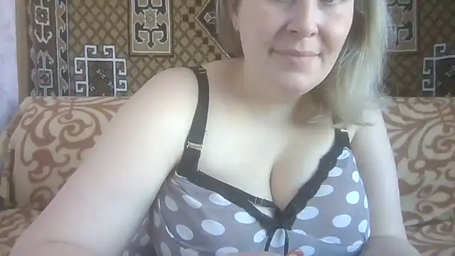 Diana Britt online show from March 10, 6:40 am