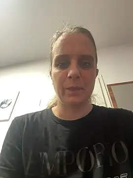 LadyChantale online show from May 15, 6:09 am