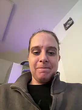 LadyChantale online show from May 17, 7:28 am
