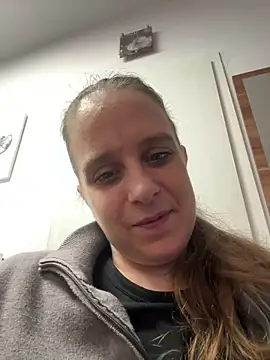 LadyChantale online show from May 18, 6:08 am