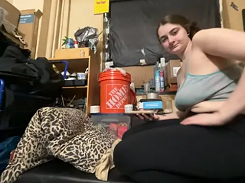 Snowbunnycake 131 online show from May 3, 8:26 pm