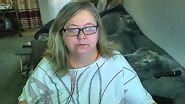 Snapshot of sex2 chatting on October 20, 12:55 am sex2 online show from October 20, 12:55 am