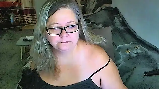 Snapshot of sex2 chatting on January 15, 2:27 am sex2 online show from January 15, 2:27 am