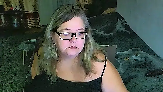 Snapshot of sex2 chatting on February 9, 11:09 pm sex2 online show from February 9, 11:09 pm