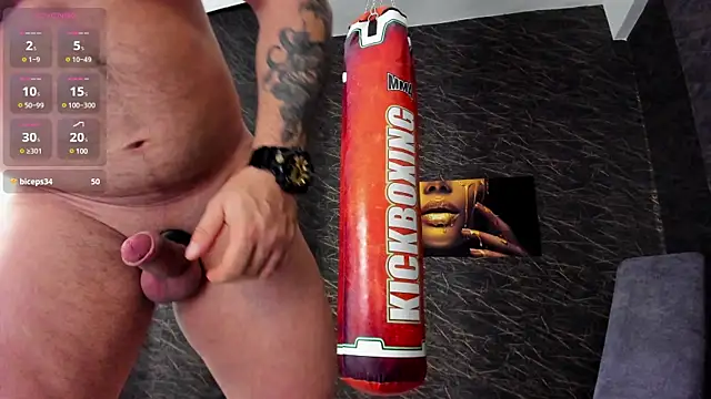 alexhunk09 online show from December 14, 4:23 am