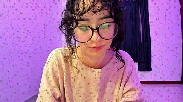  Lunnaa  online show from November 23, 12:43 am