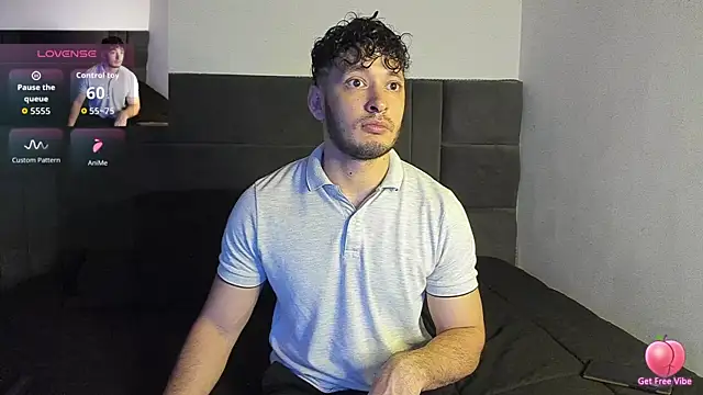 alejandro  2 online show from January 7, 7:05 pm