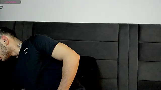 alejandro  2 online show from May 10, 8:03 pm