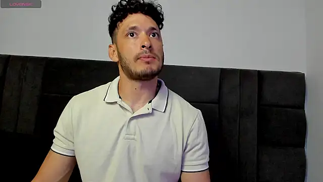alejandro  2 online show from May 31, 6:09 pm