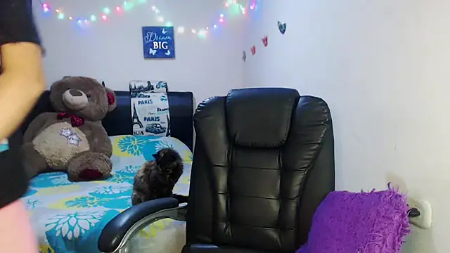 sahtlove1 online show from November 4, 12:32 am