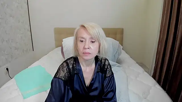 Snapshot of aminalive chatting on February 13, 8:34 pm aminalive online show from February 13, 8:34 pm