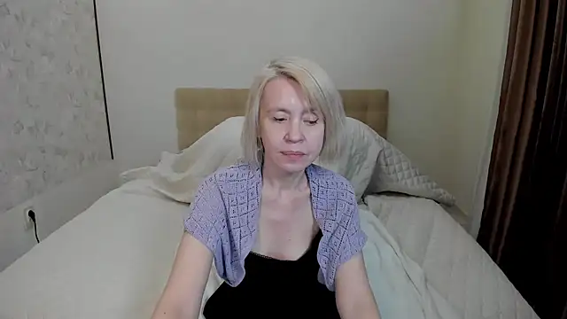 Snapshot of aminalive chatting on March 8, 1:17 am aminalive online show from March 8, 1:17 am