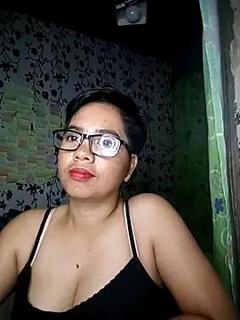 lovely samxxx24 online show from March 5, 11:49 pm